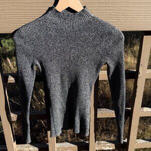 EUC H&M Black Heathered Rib Knit Stretch Mock Turtleneck
